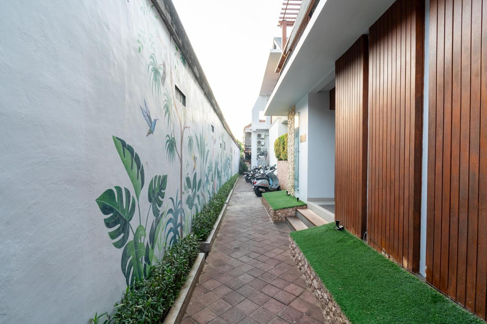 Mahesa Suites Seminyak Luaran gambar
