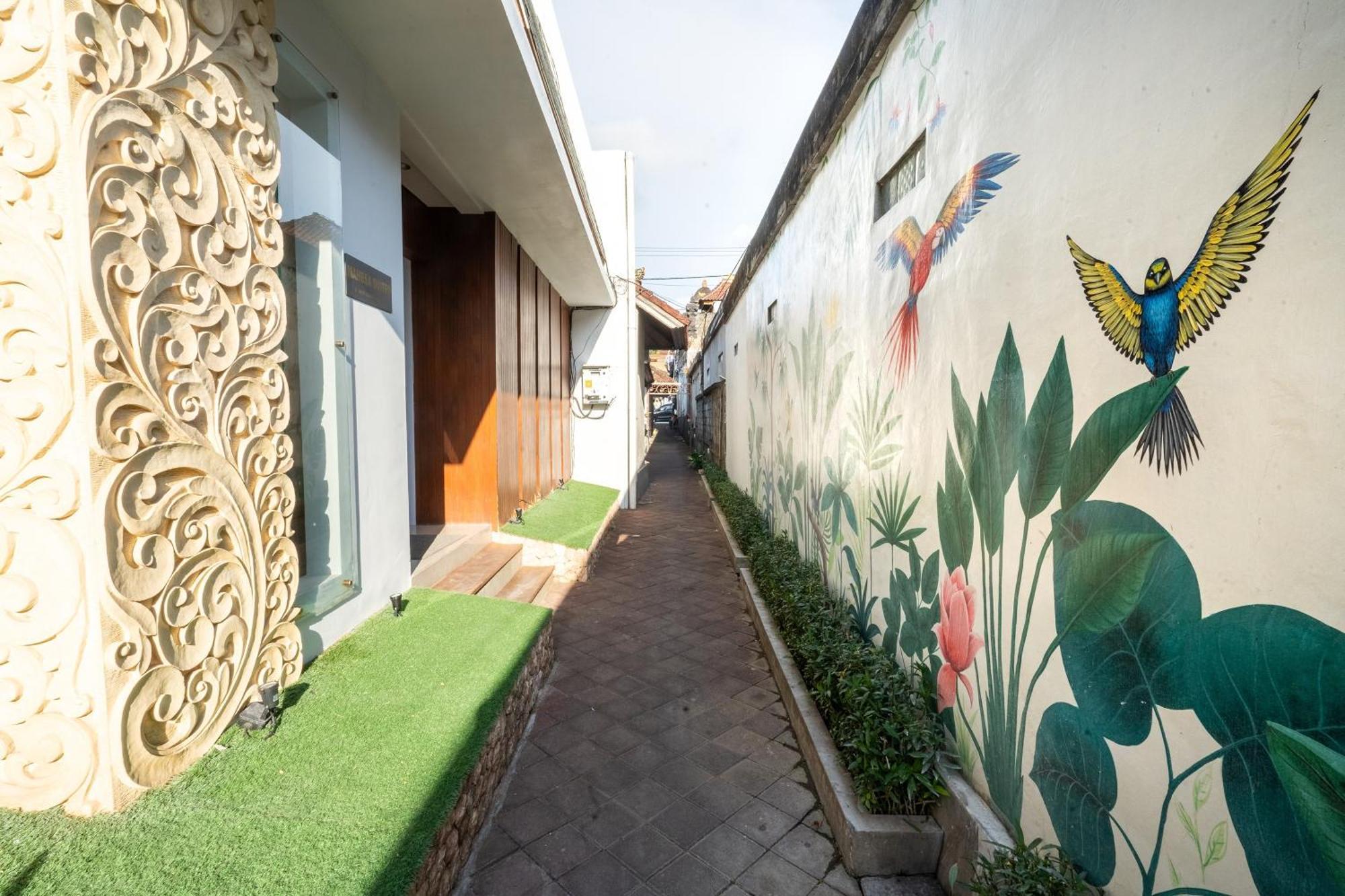 Mahesa Suites Seminyak Luaran gambar