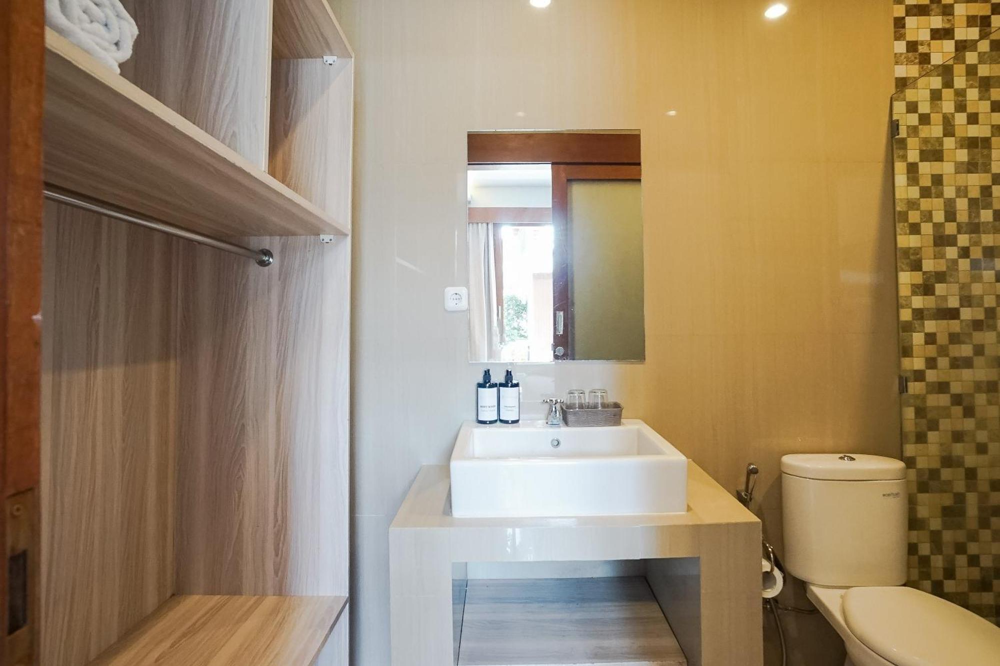 Mahesa Suites Seminyak Luaran gambar