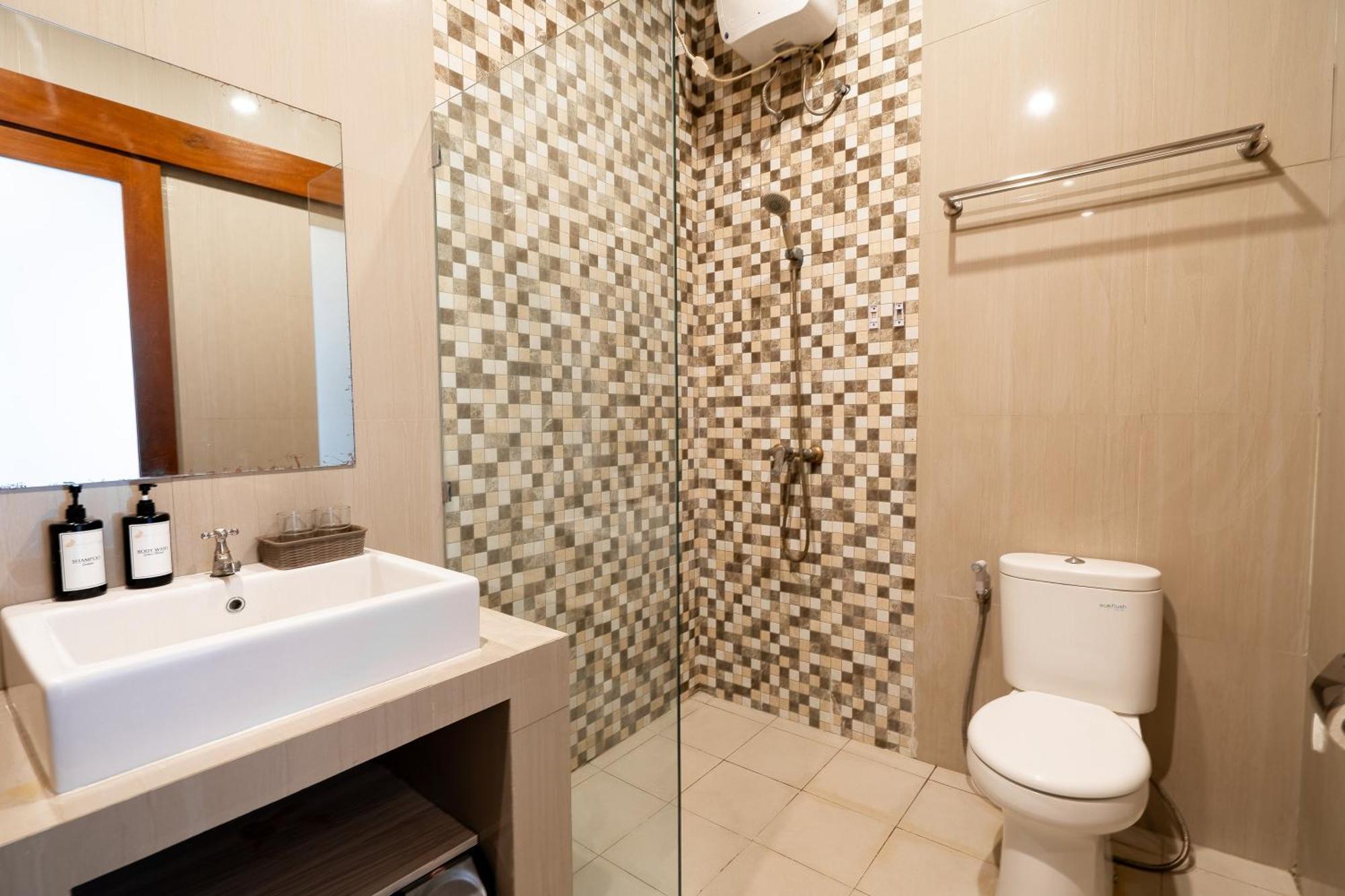 Mahesa Suites Seminyak Luaran gambar