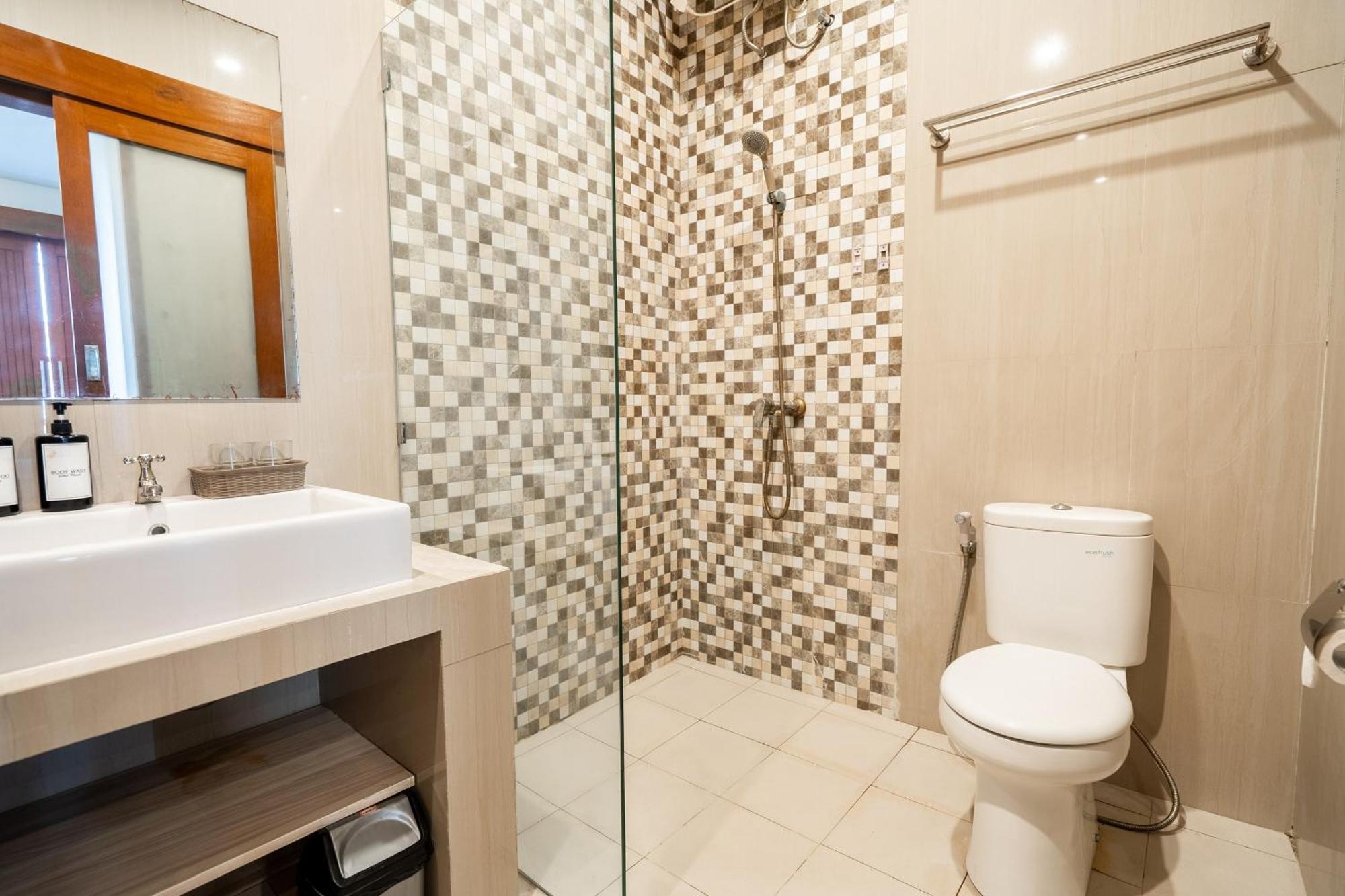 Mahesa Suites Seminyak Luaran gambar