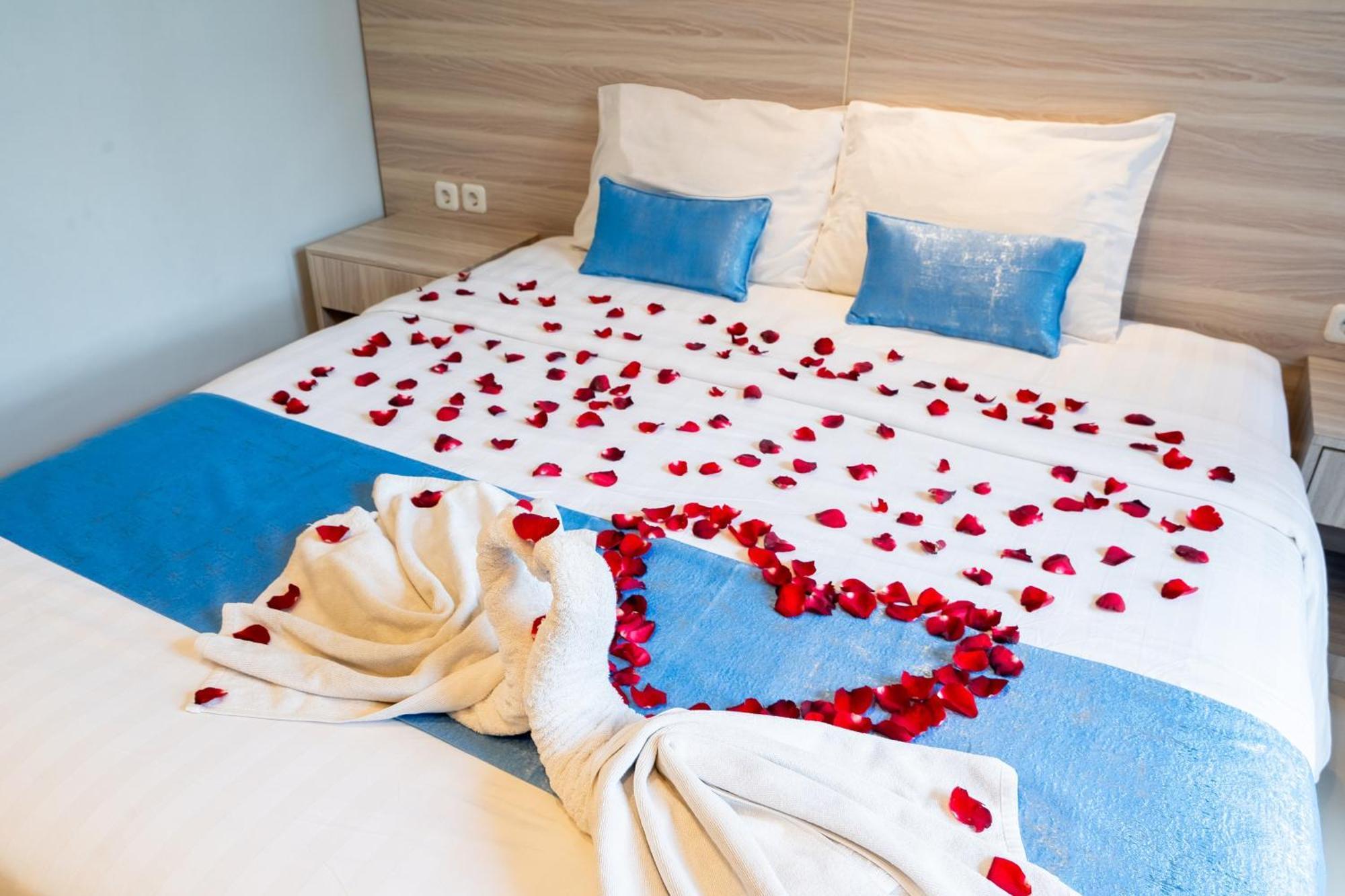 Mahesa Suites Seminyak Luaran gambar