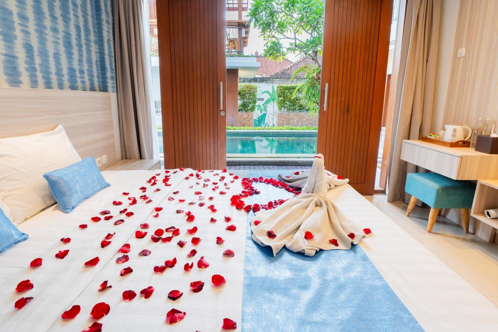 Mahesa Suites Seminyak Luaran gambar